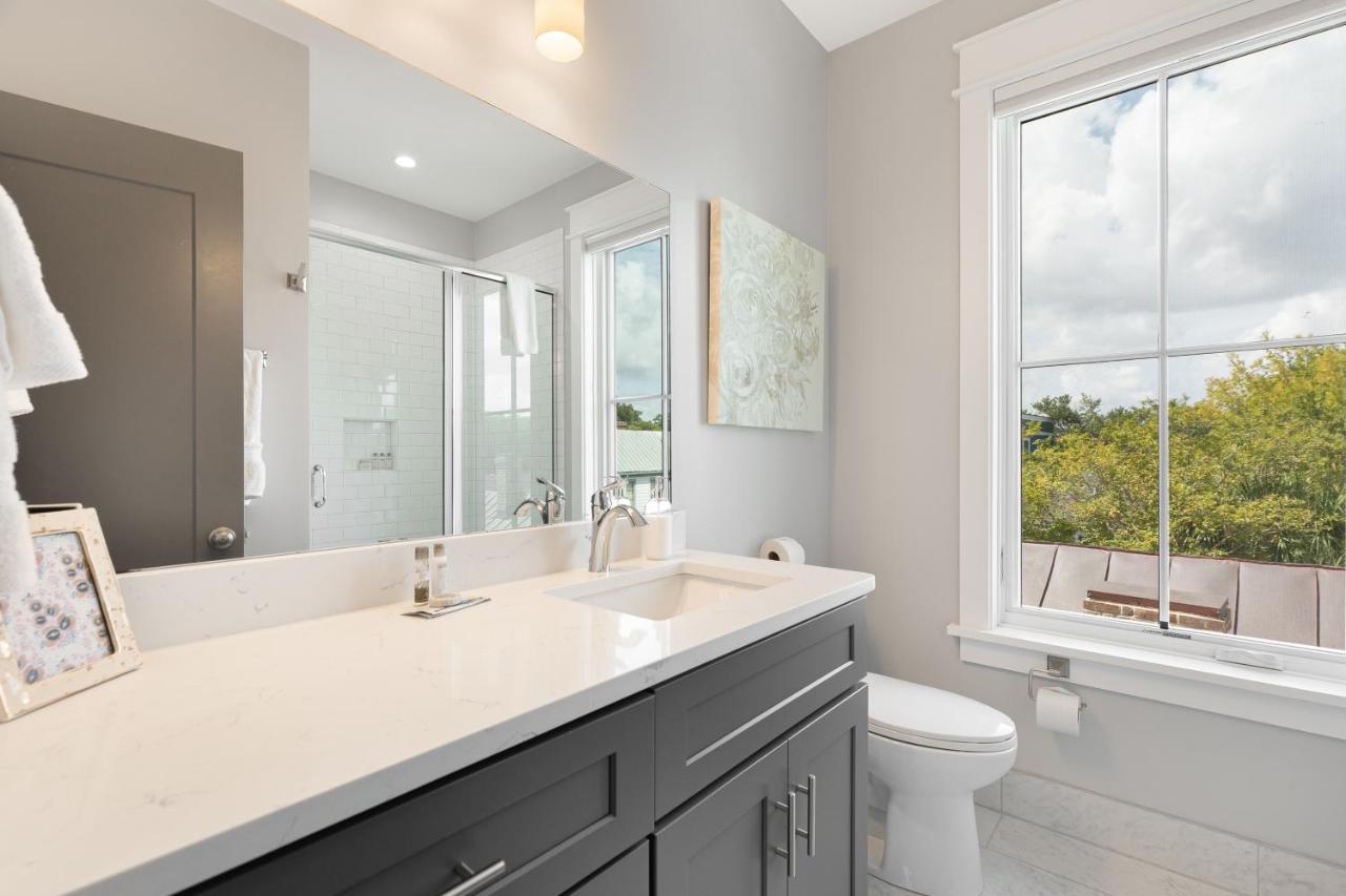The Azalea Suite At 124 Spring Charleston Buitenkant foto